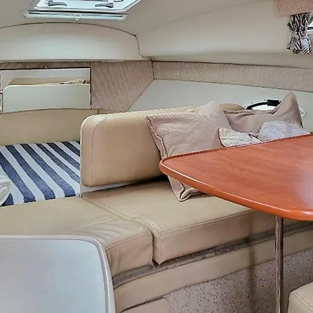 Bådhotel Cozy Ship In Stettin