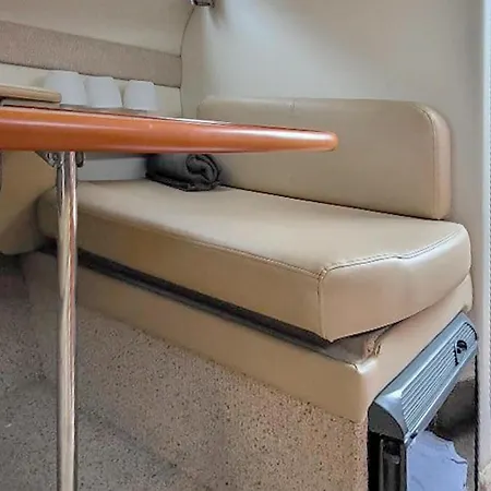 Hotel en barco Cozy Ship In Szczecin