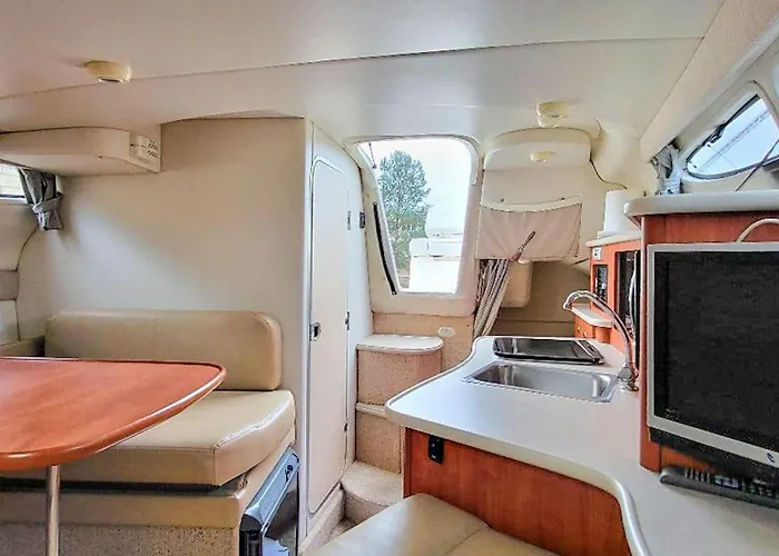 Cozy Ship In Hotel en barco 4*